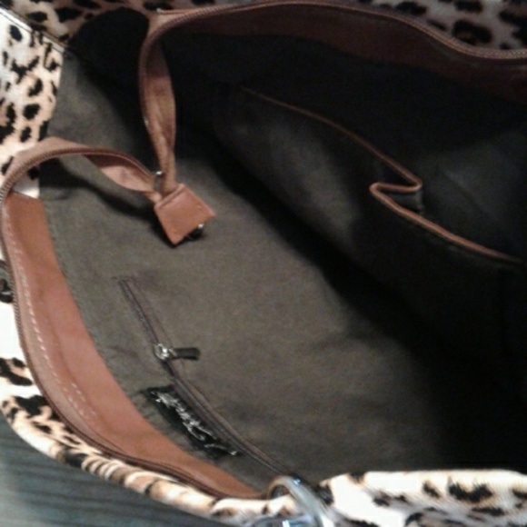 Purse - Picture 3 of 3
